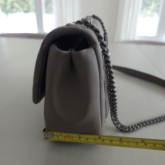 Tory BurchTory Burch Grey Quilted Leather Willa Matte Shoulder Bag $299 - Picture 14 of 14